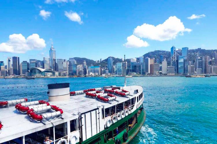 彭博专家预测XRP、DOGE和SOL的"加密货币ETF之夏"